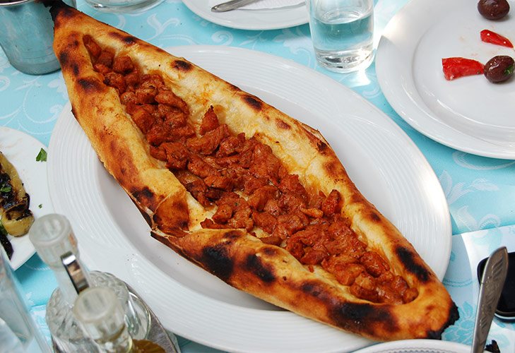 Pizza Pastrmalija da República da Macedônia
